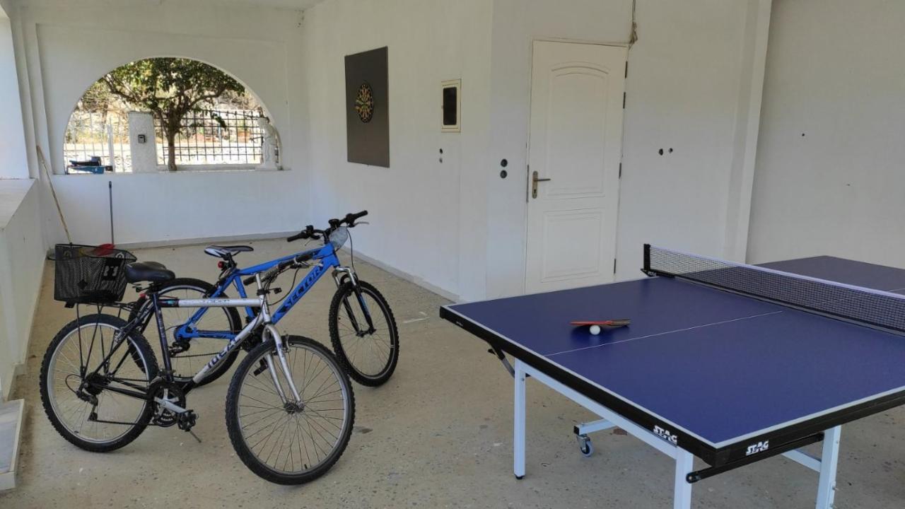 Villa Rigos House At Askeli Beach, Poros Island à Poros Town Extérieur photo